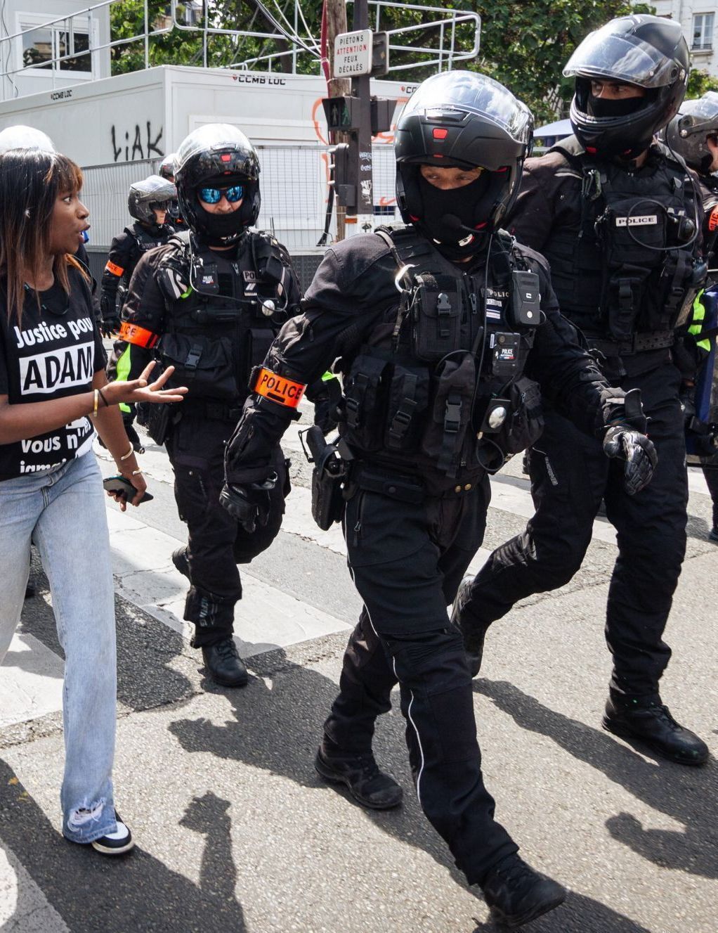 , police municipale; Marche interdite pour Adama Traoré : une enquête administrative ouverte après des violences sur d…